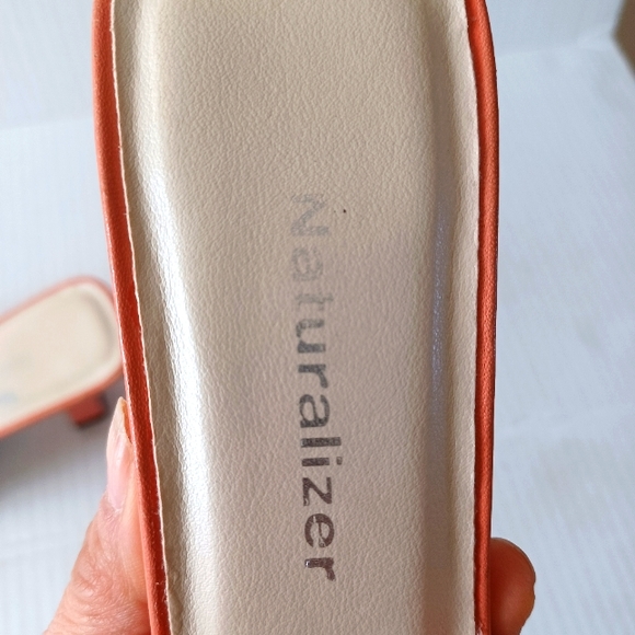 Naturalizer Peach Leather Block Heeled Sandals/Shoes 6.5M - Picture 8 of 11